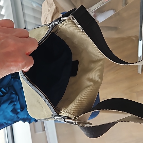 Diesel adjustable crossbody bag / shoulder bag. Beige. 8 in by 9 in - Picture 8 of 9